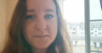 laurence pet sitter à  14000