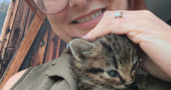 anne pet sitter à MONTAGNAT 01250_1