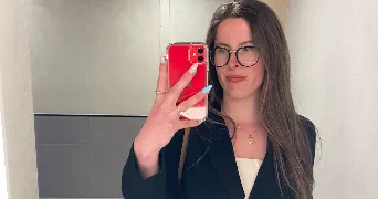 laura pet sitter à TROYES 10000