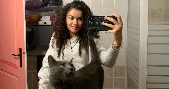 justine pet sitter à POITIERS 86000