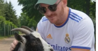 anthony pet sitter à CHATILLON 92320