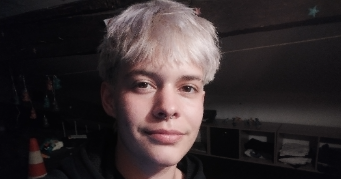 maksenss pet sitter à AUCH 32000_0