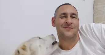 arnaud  pet sitter à LES PENNES MIRABEAU 13170