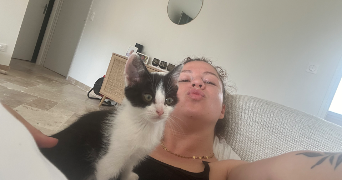 clémence cat sitter à POITIERS 86000_1