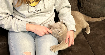 carla pet sitter à WANZE 4520_3