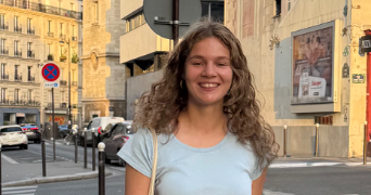 blanche pet sitter à VILLEJUIF 94800_0
