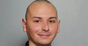 lucas pet sitter à LYON 07 69007