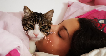 hélia pet sitter à LA TRONCHE 38700_3