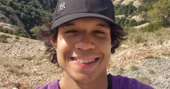pedro augusto pet sitter à ST MARTIN D HERES 38400