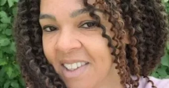 lurdiana pet sitter à ST MAUR DES FOSSES 94100