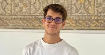 ethan  pet sitter à ANGERS 49000