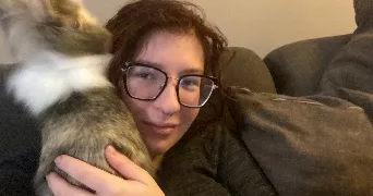 romane pet sitter à Paris 75013