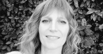 sandrine pet sitter à MOISSY CRAMAYEL 77550