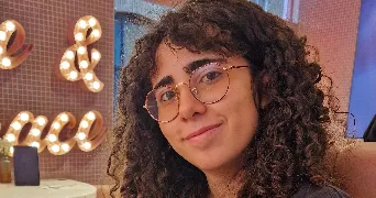 julie pet sitter à AVRILLE 49240
