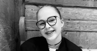 louise pet sitter à BEAUMETZ LES LOGES 62123