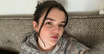 louise pet sitter à IVRY SUR SEINE 94200_0