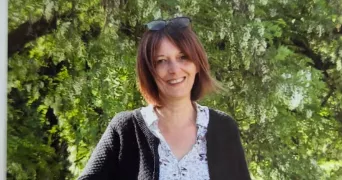 agnes pet sitter à MACON 71000