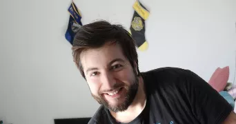 lionel pet sitter à PONTAULT COMBAULT 77340