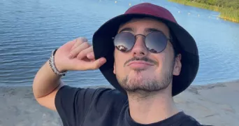 léo pet sitter à VERN SUR SEICHE 35770