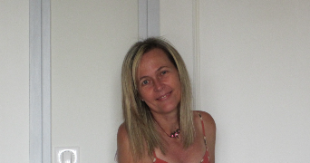 caroline pet sitter à CHAMPAGNE AU MONT D OR 69410_0