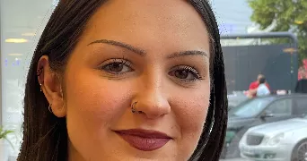 lina pet sitter à NOISY LE GRAND 93160