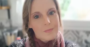 aurélie pet sitter à ST BONNET DE MURE 69720