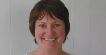 valérie pet sitter à QUIEVRECHAIN 59920