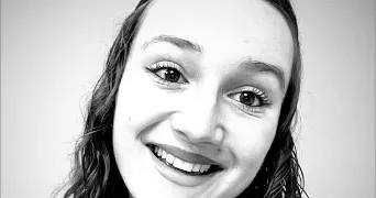 jade pet sitter à TASSIN LA DEMI LUNE 69160