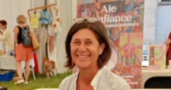 alexandra pet sitter à LA TRINITE 06340