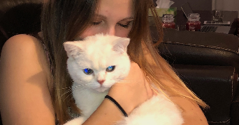 apolline pet sitter à SURESNES 92150_1