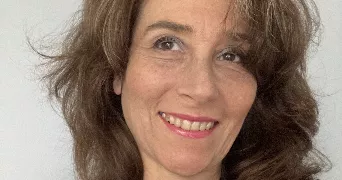 isabelle dog sitter à ST CYR L ECOLE 78210