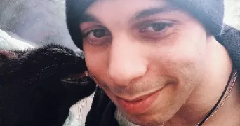 mathieu pet sitter à LES MUREAUX 78130