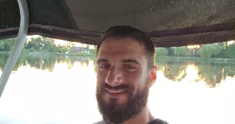 victor pet sitter à VICHY 03200