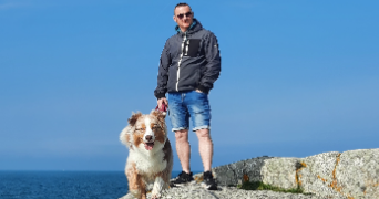sylvain pet sitter à PLOUGOURVEST 29400_0