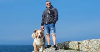 sylvain pet sitter à PLOUGOURVEST 29400