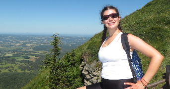 julia pet sitter à  41350