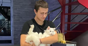 samuel pet sitter à JOINVILLE LE PONT 94340