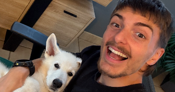 loïs pet sitter à SOURCIEUX LES MINES 69210_1