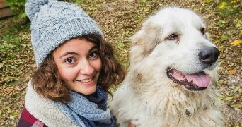 emeline pet sitter à ARS SUR FORMANS 01480_1