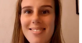 geneviève pet sitter à GRANGES LES BEAUMONT 26600