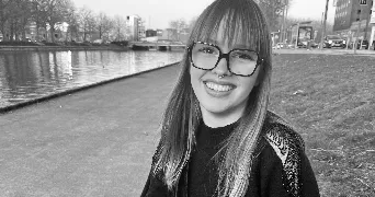 lison pet sitter à HEROUVILLE ST CLAIR 14200