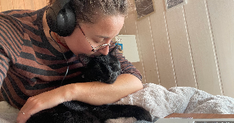 chloé pet sitter à ST DENIS D ORQUES 72350_3