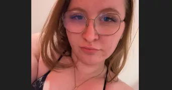 camille pet sitter à DIVION 62460