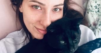 victoria pet sitter à HYERES 83400_4