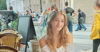 lilou pet sitter à LYON 03 69003