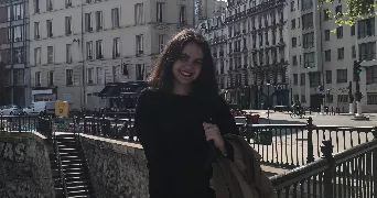 roxane pet sitter à PARIS 16 75116