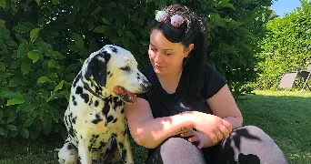 léa pet sitter à BELLEY 01300