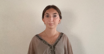 claudia pet sitter à LYON 01 69001_0