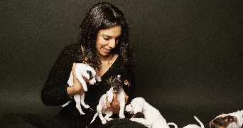 maroua pet sitter à SURESNES 92150