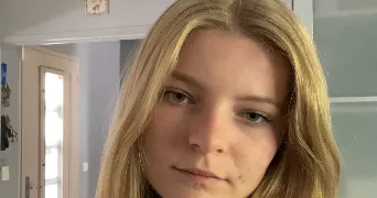 Camille pet sitter à BAZOCHES SUR GUYONNE 78490